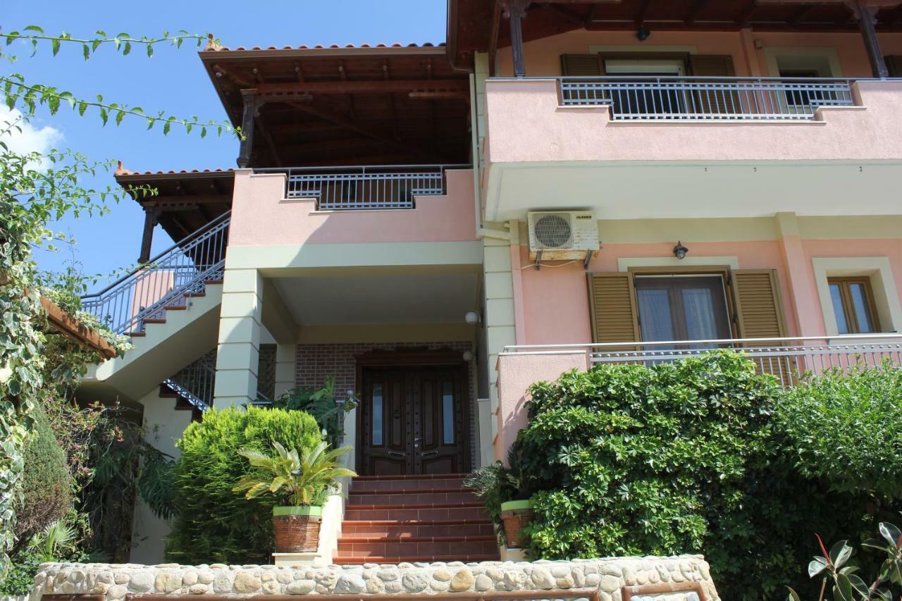 סבורונטה Tosis Apartments מראה חיצוני תמונה