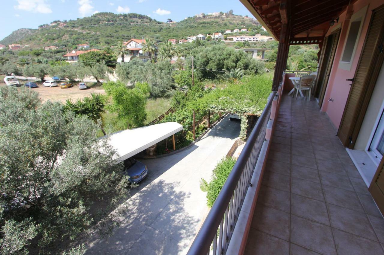 סבורונטה Tosis Apartments מראה חיצוני תמונה
