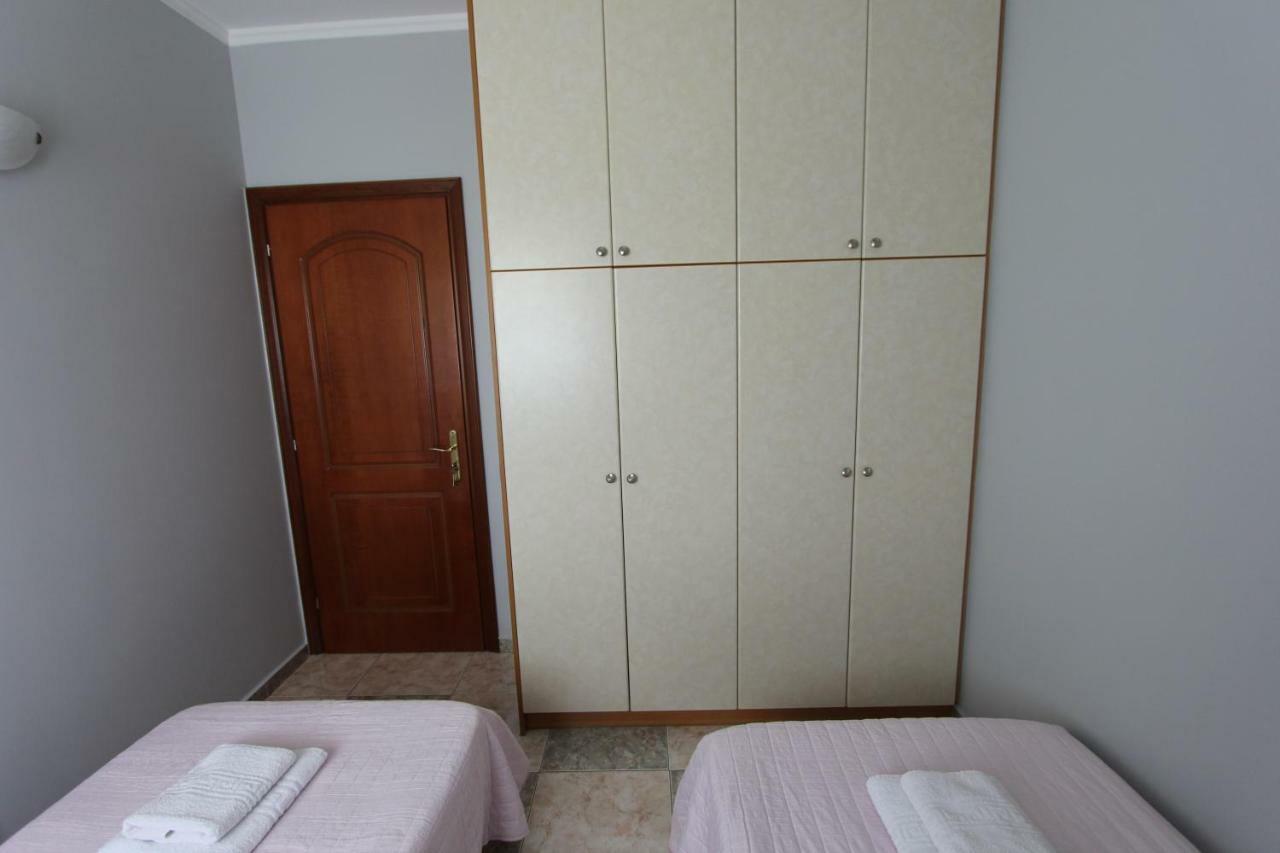 סבורונטה Tosis Apartments מראה חיצוני תמונה